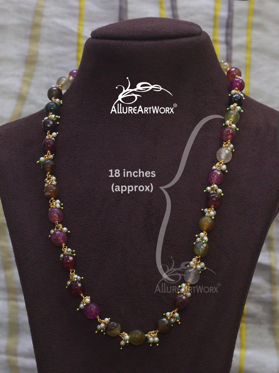 Multicoloured Agate Neckpiece