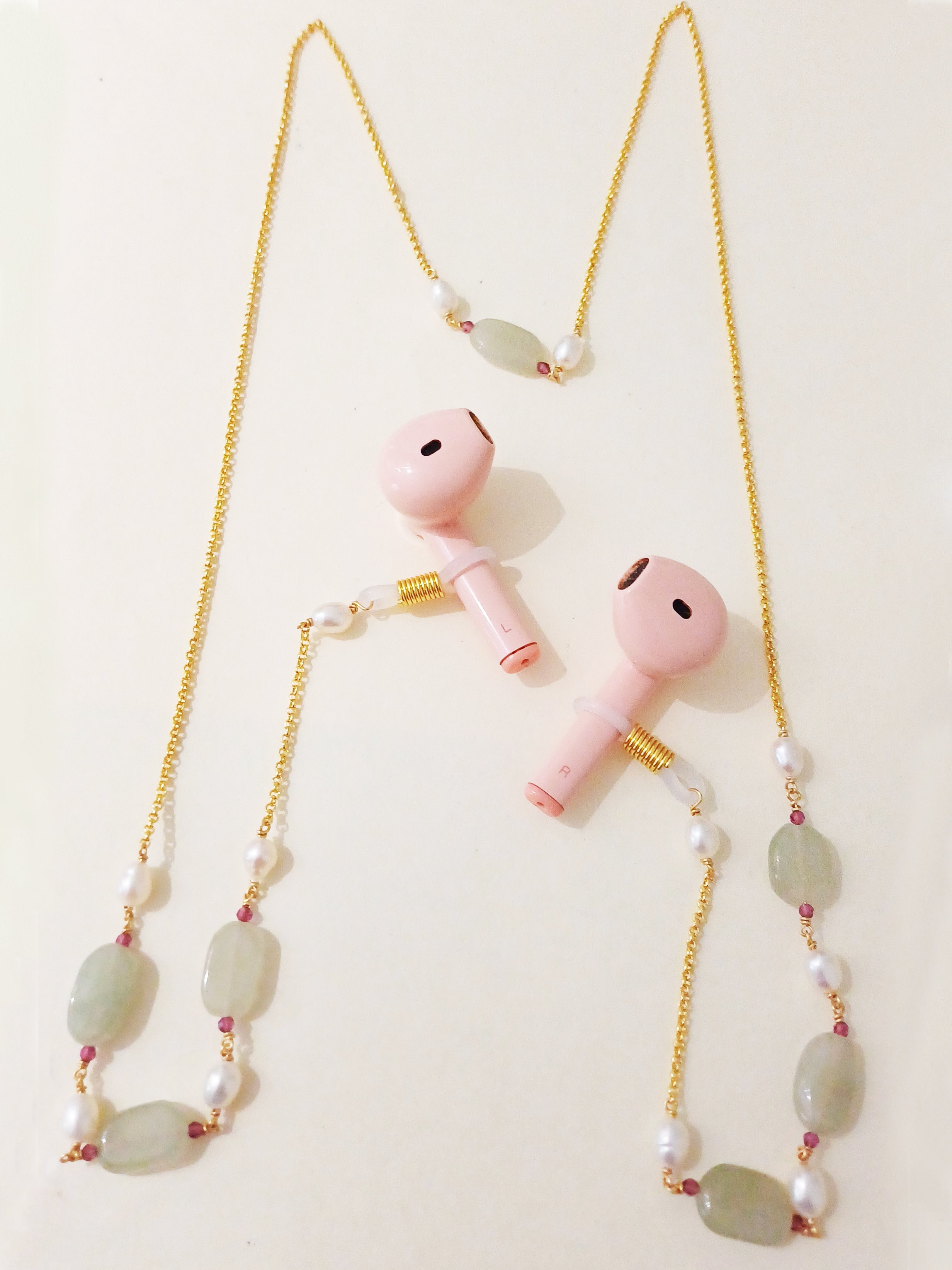 Aventurines Earpods Chain