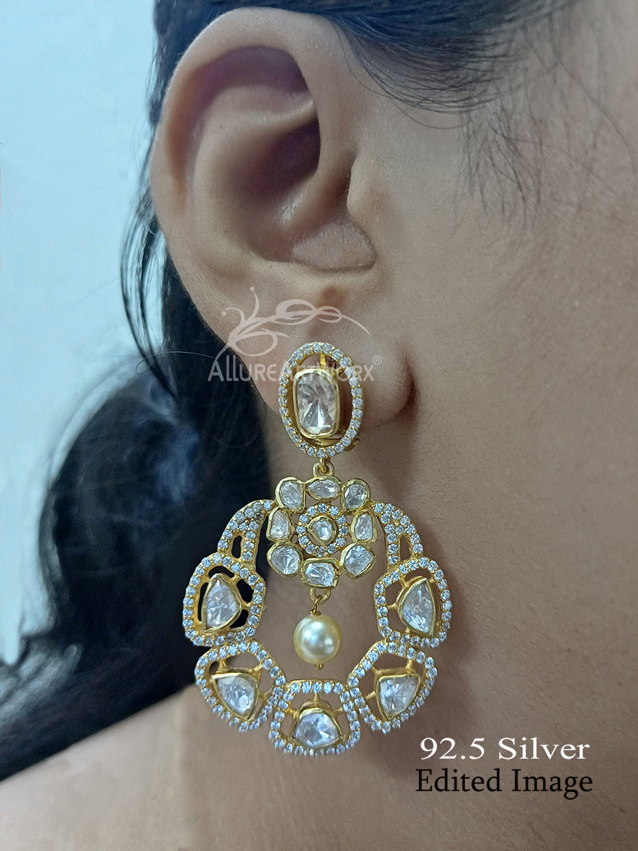 Anika Silver Chandballis