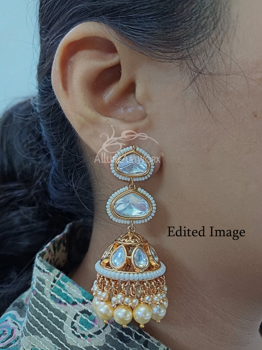 Kundan Jhumkas