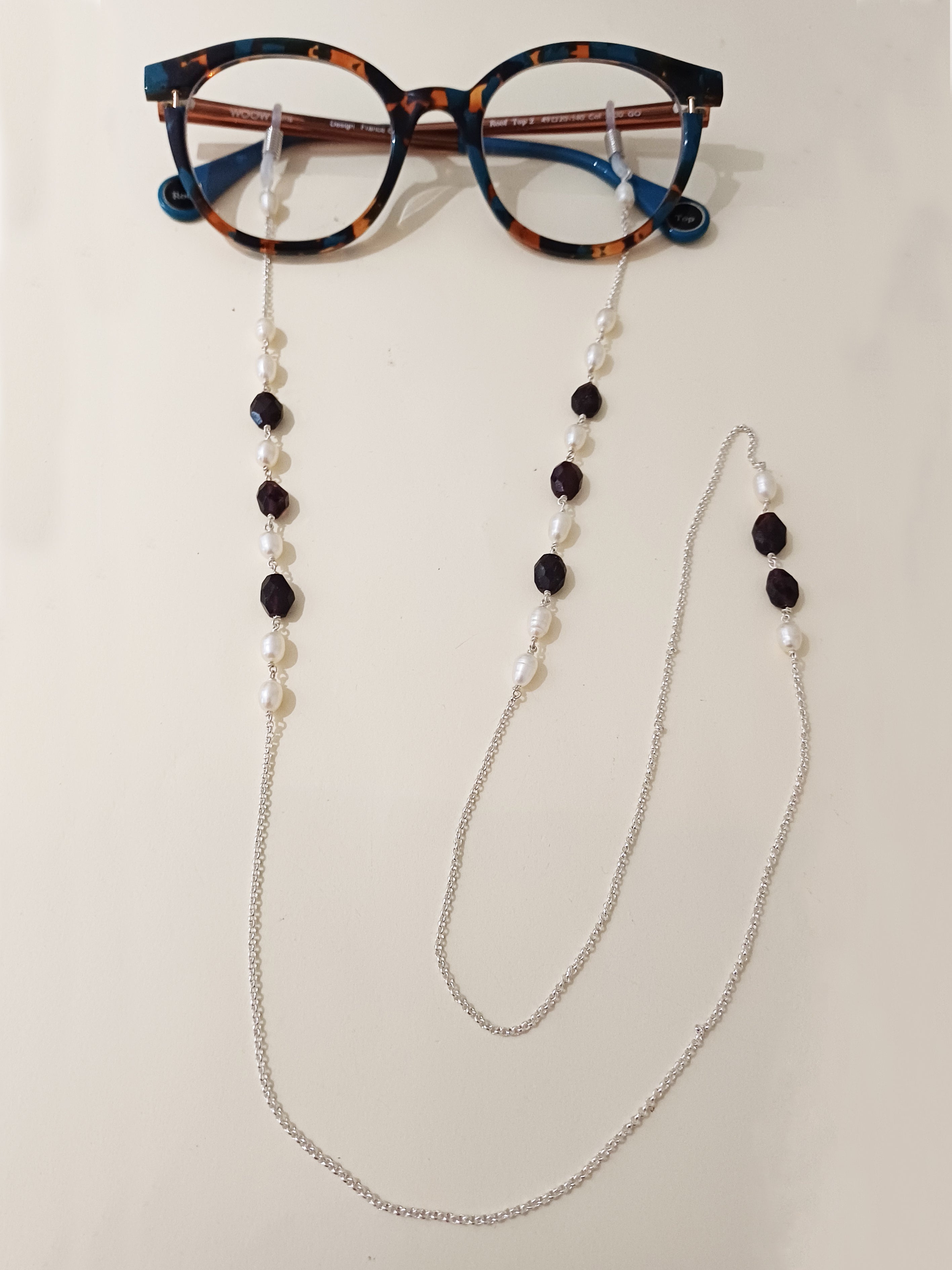 Garnet Pearl Earpods Chain