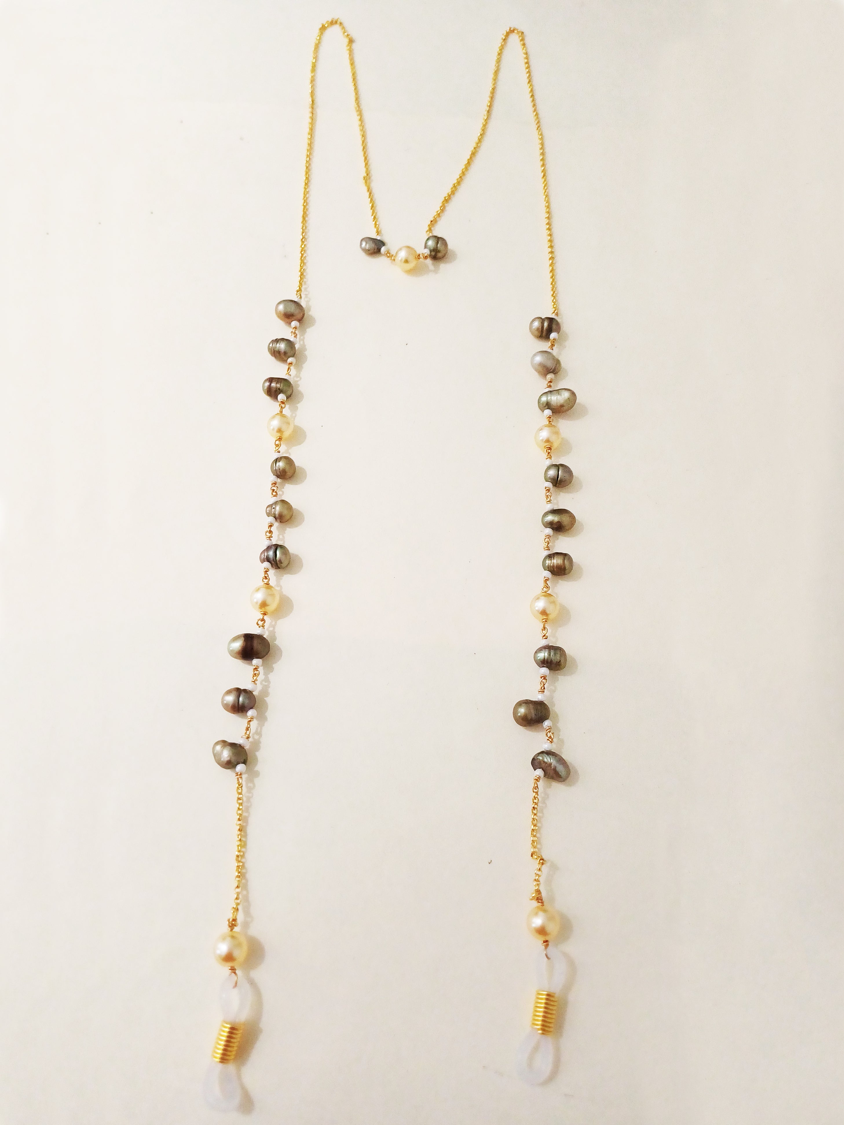 Pearl Baroques Earpods Chain