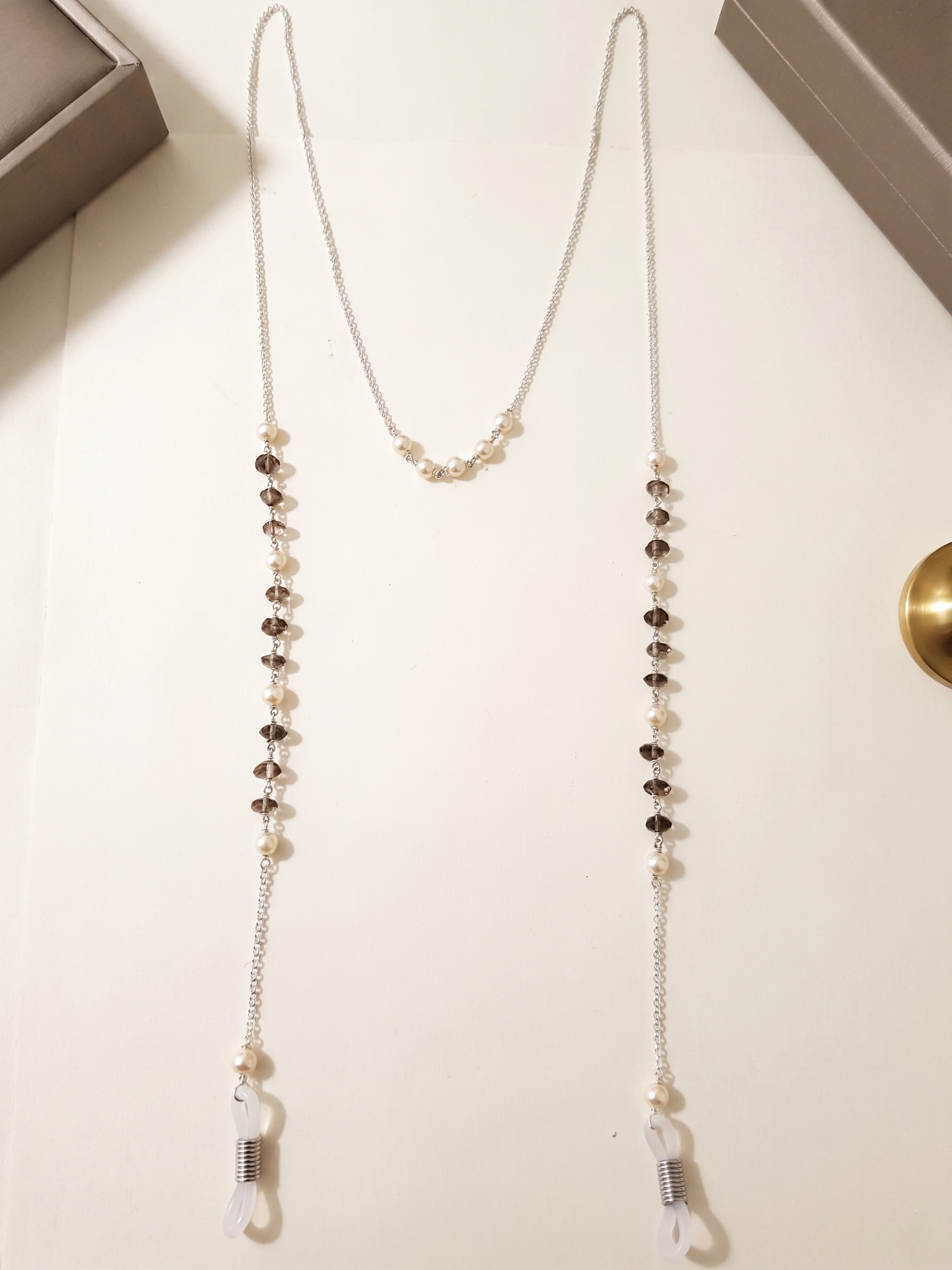 Quartz Pearl Earpods Chain