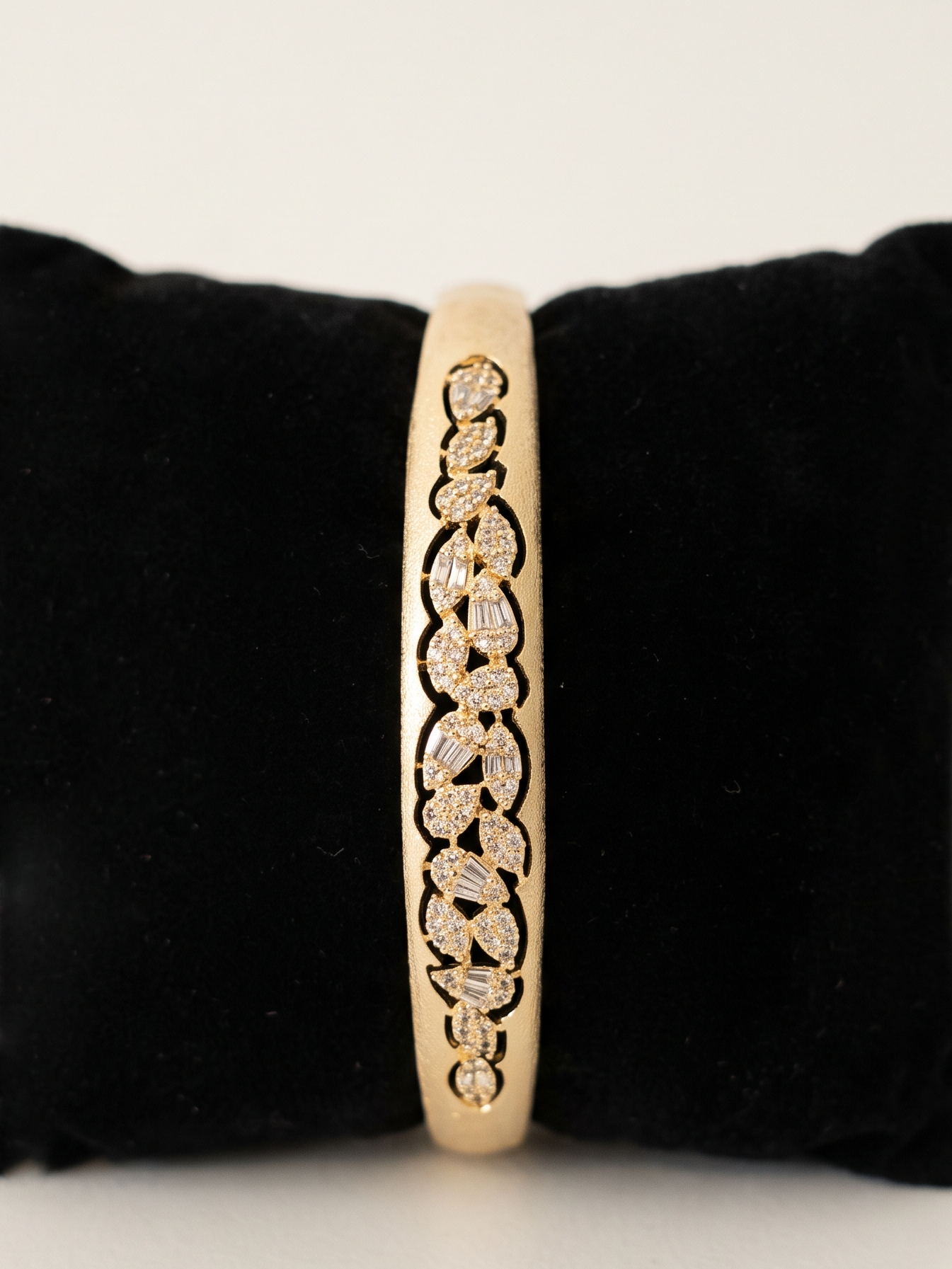 Trendy Bracelet(cuff)