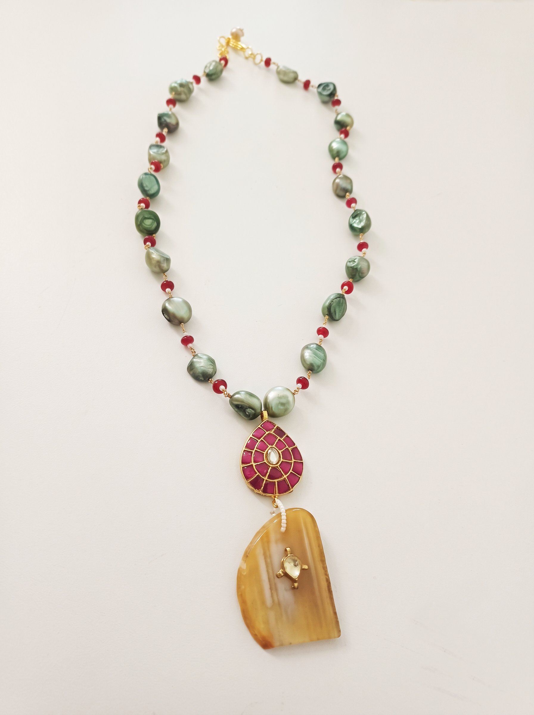 Baroques Onyx Neckpiece