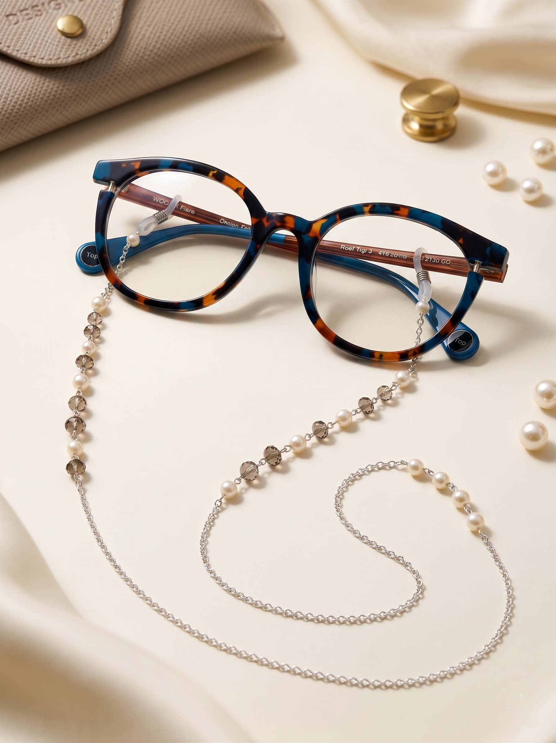 Quartz Pearl Earpods Chain