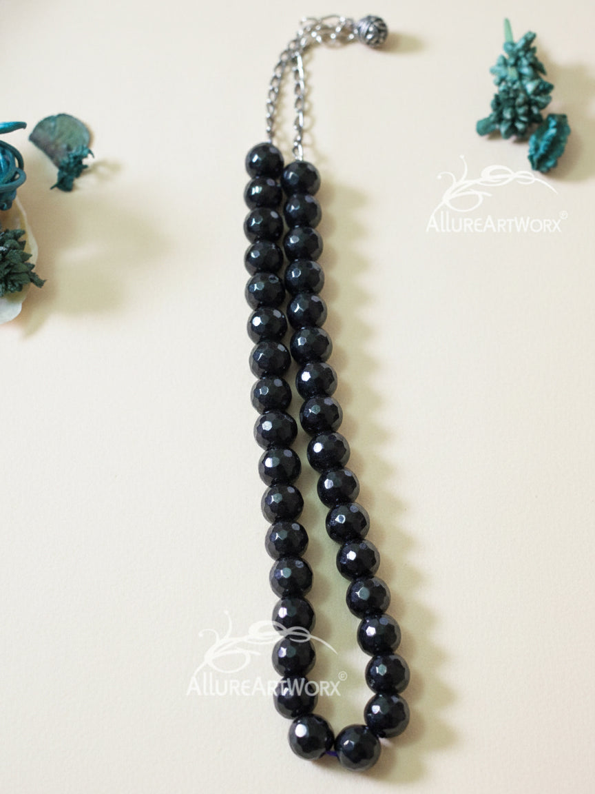 Onyx Neckpiece