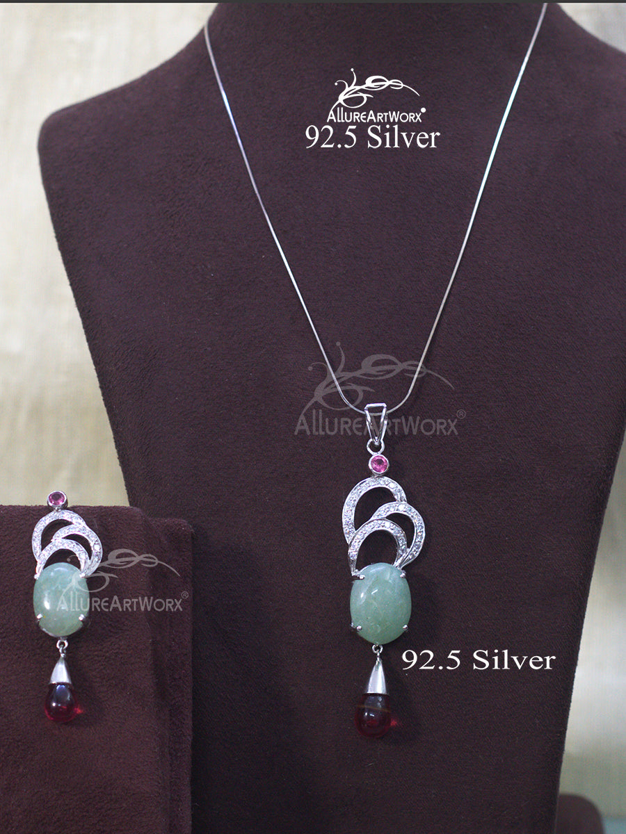 Nory Silver Pendant Set