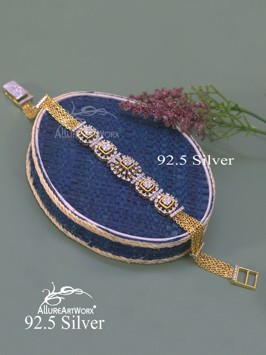 Aino Silver Chain Bracelet