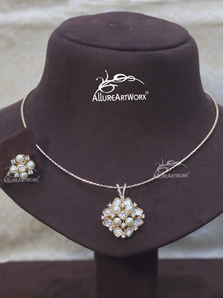 Pearl Kundan Set