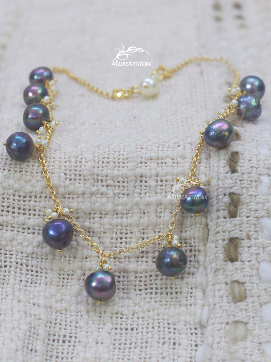 Pearl Neckpiece