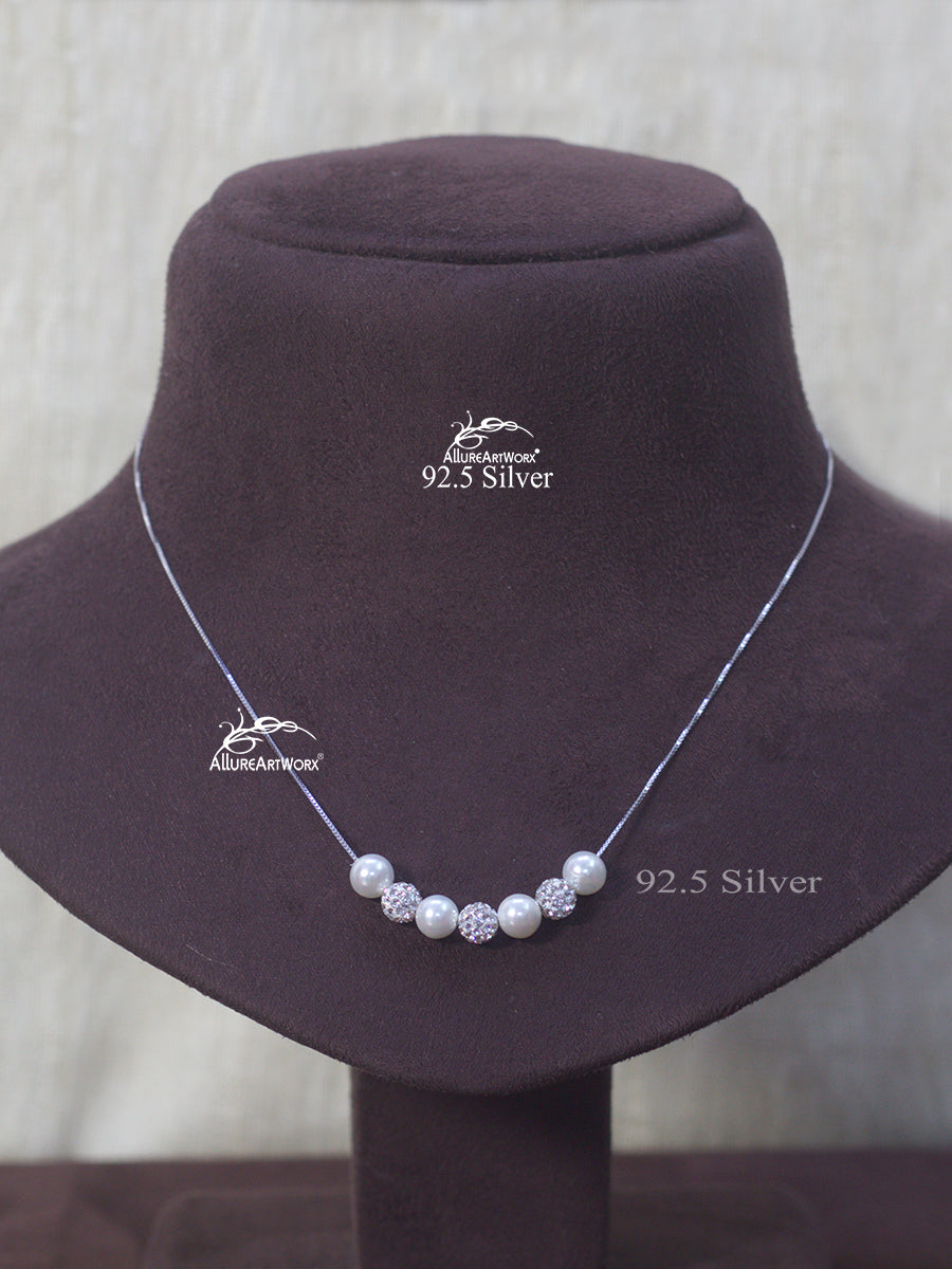 Gretha Silver Neckpiece