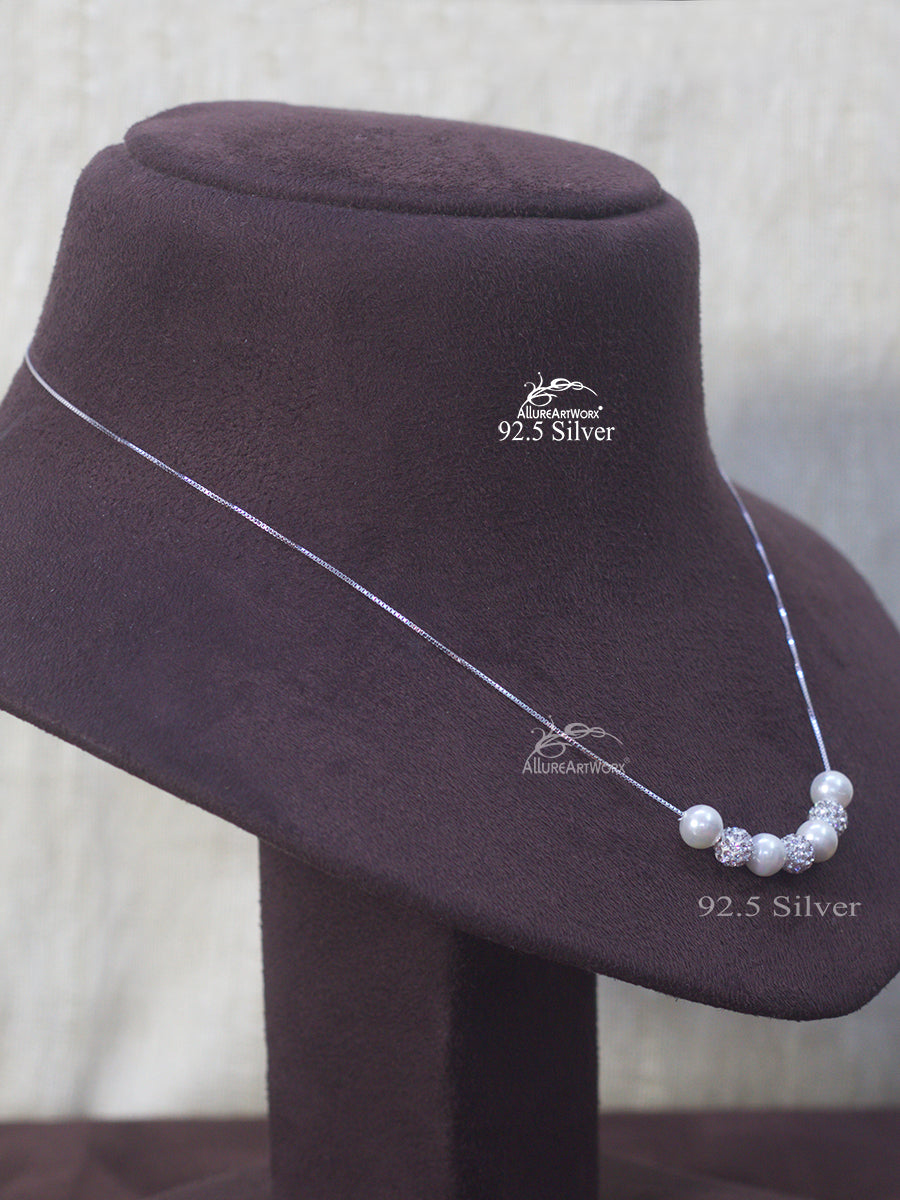 Gretha Silver Neckpiece