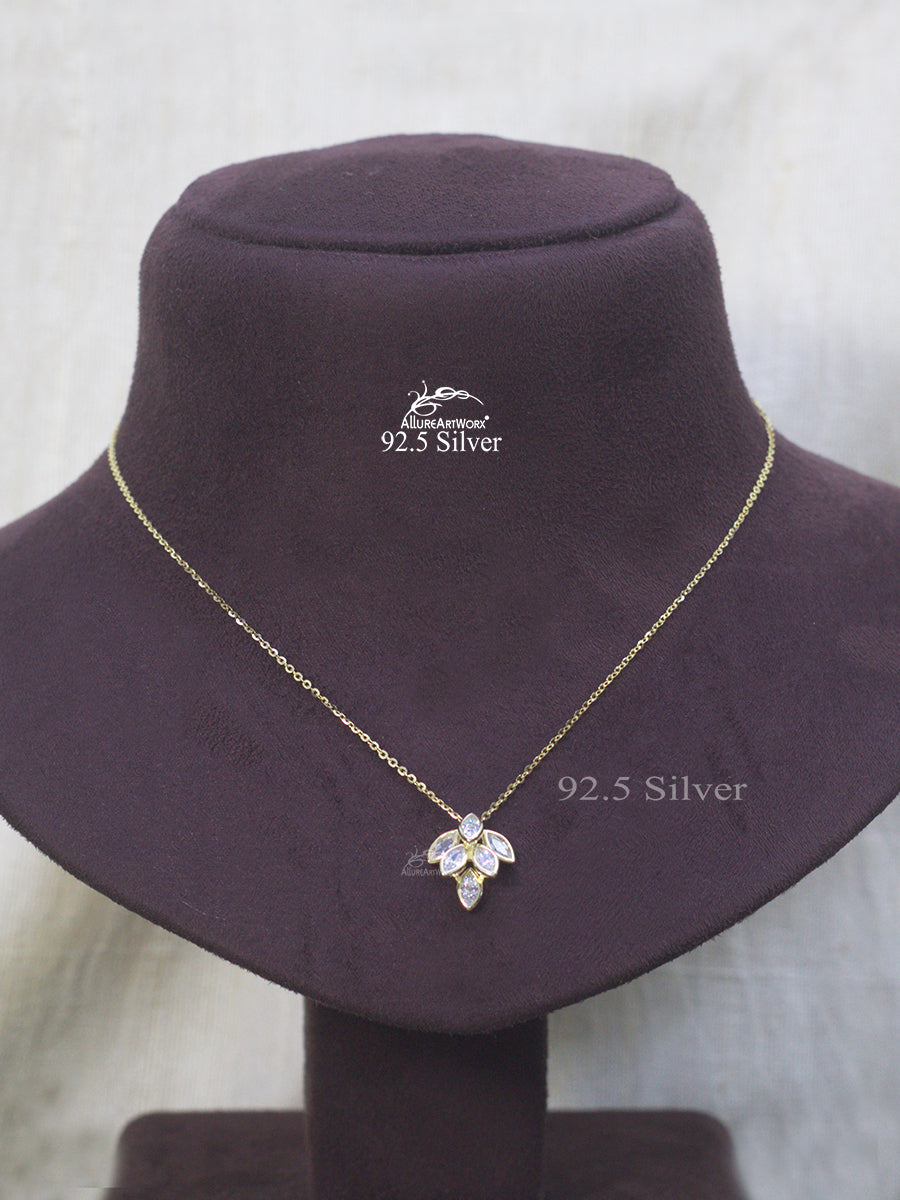 Ara Silver Pendant Set