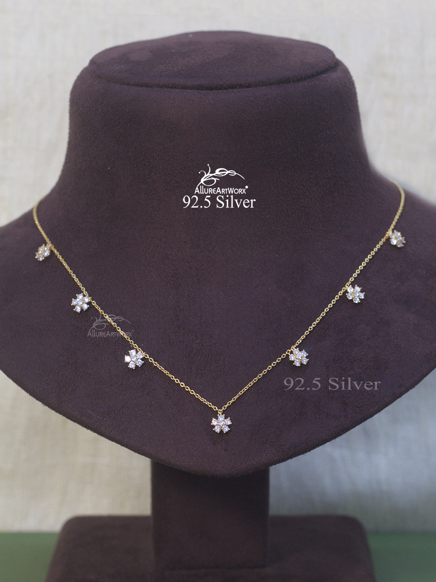 Neitya Silver Chain set