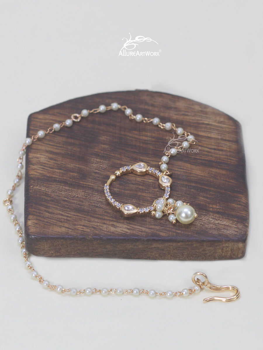 Dazzling Nosering(with chain)