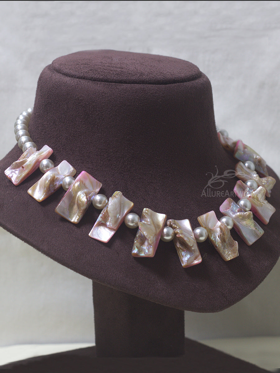 Mother of Pearl Neckpiece