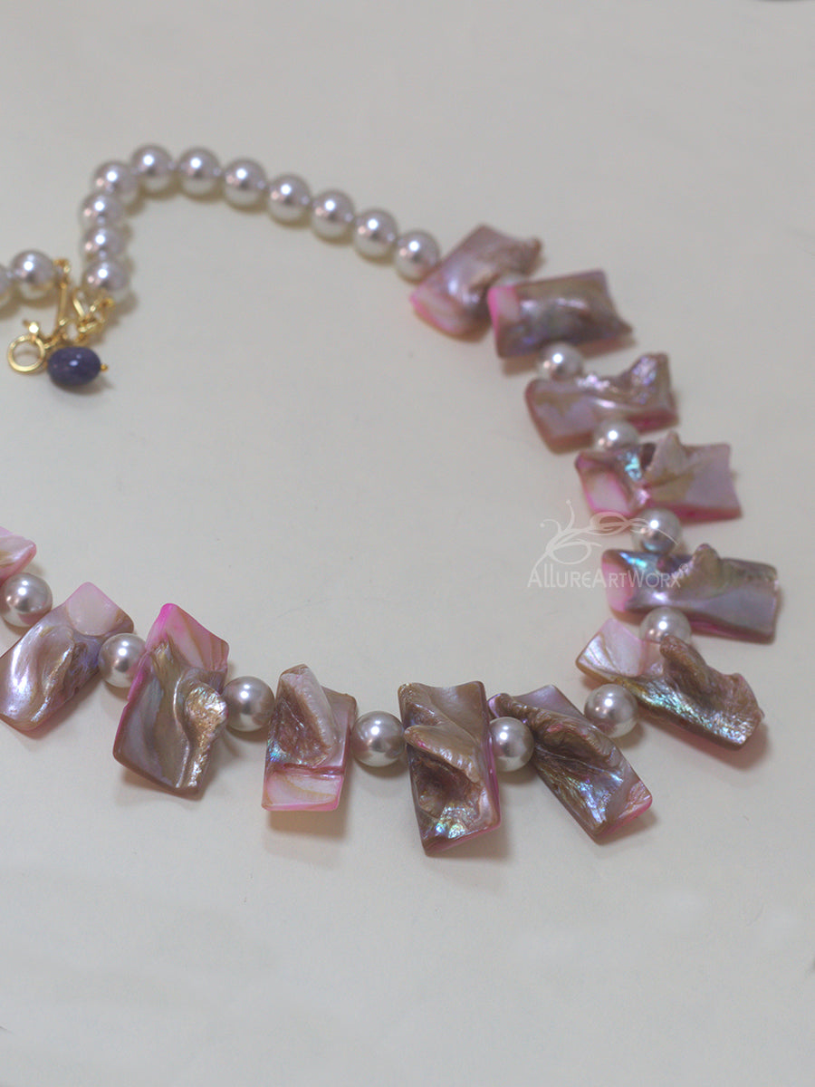Mother of Pearl Neckpiece