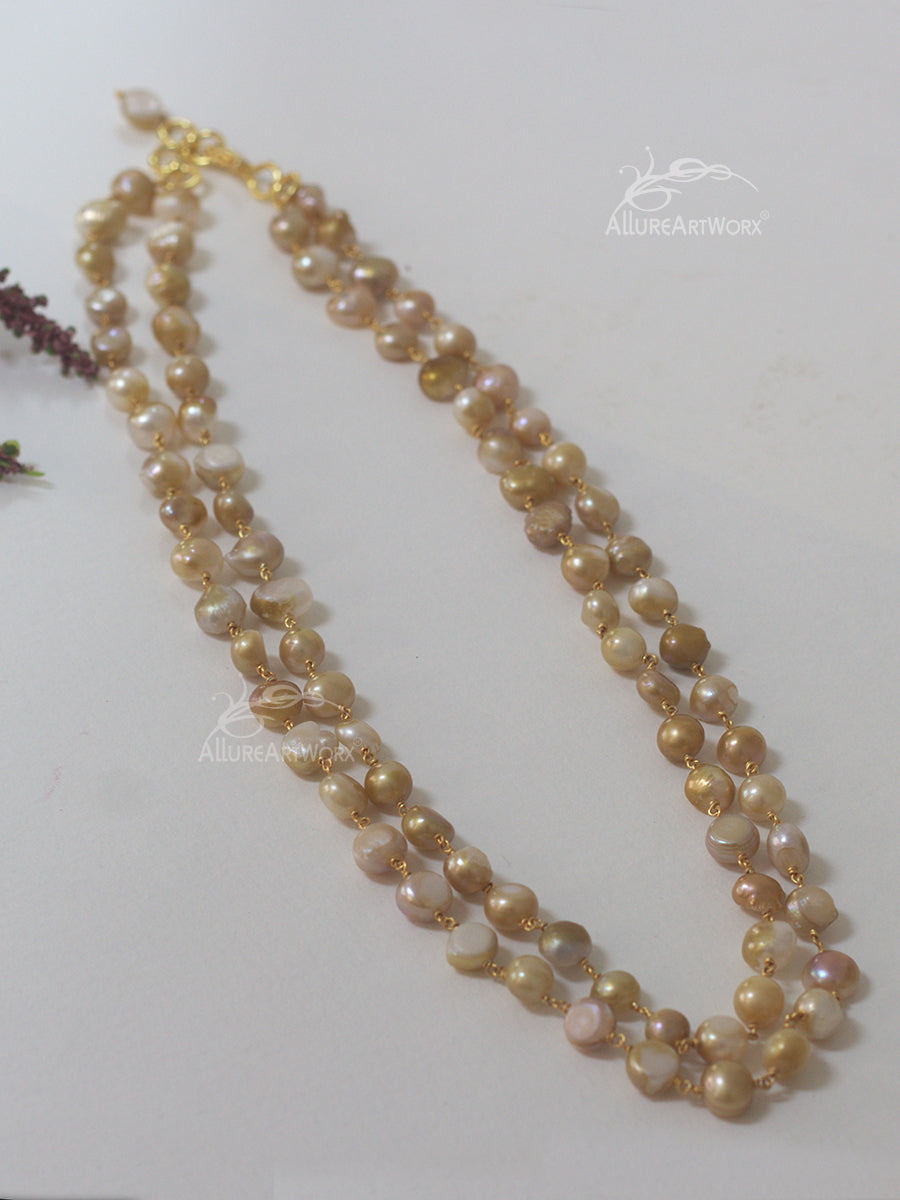 Pearl Neckpiece