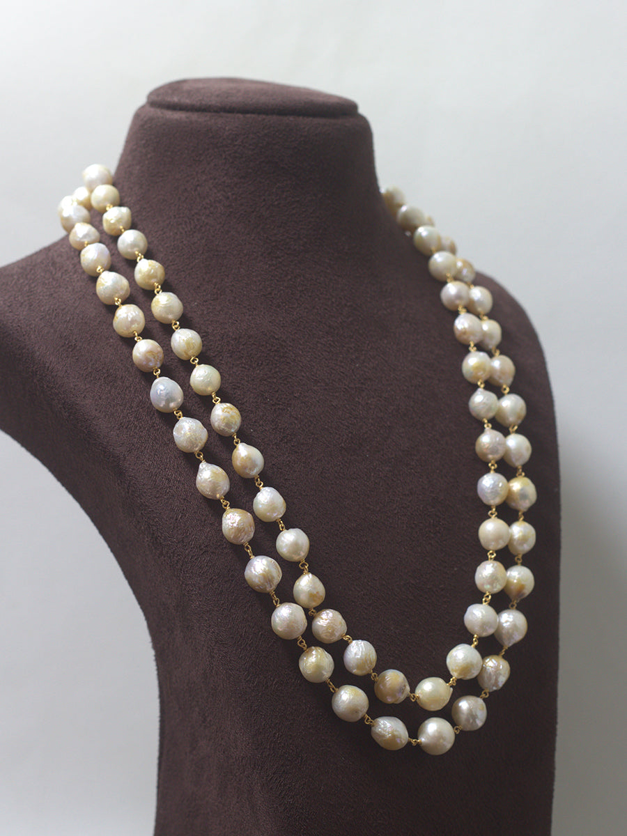 Pearl Baroques Neckpiece