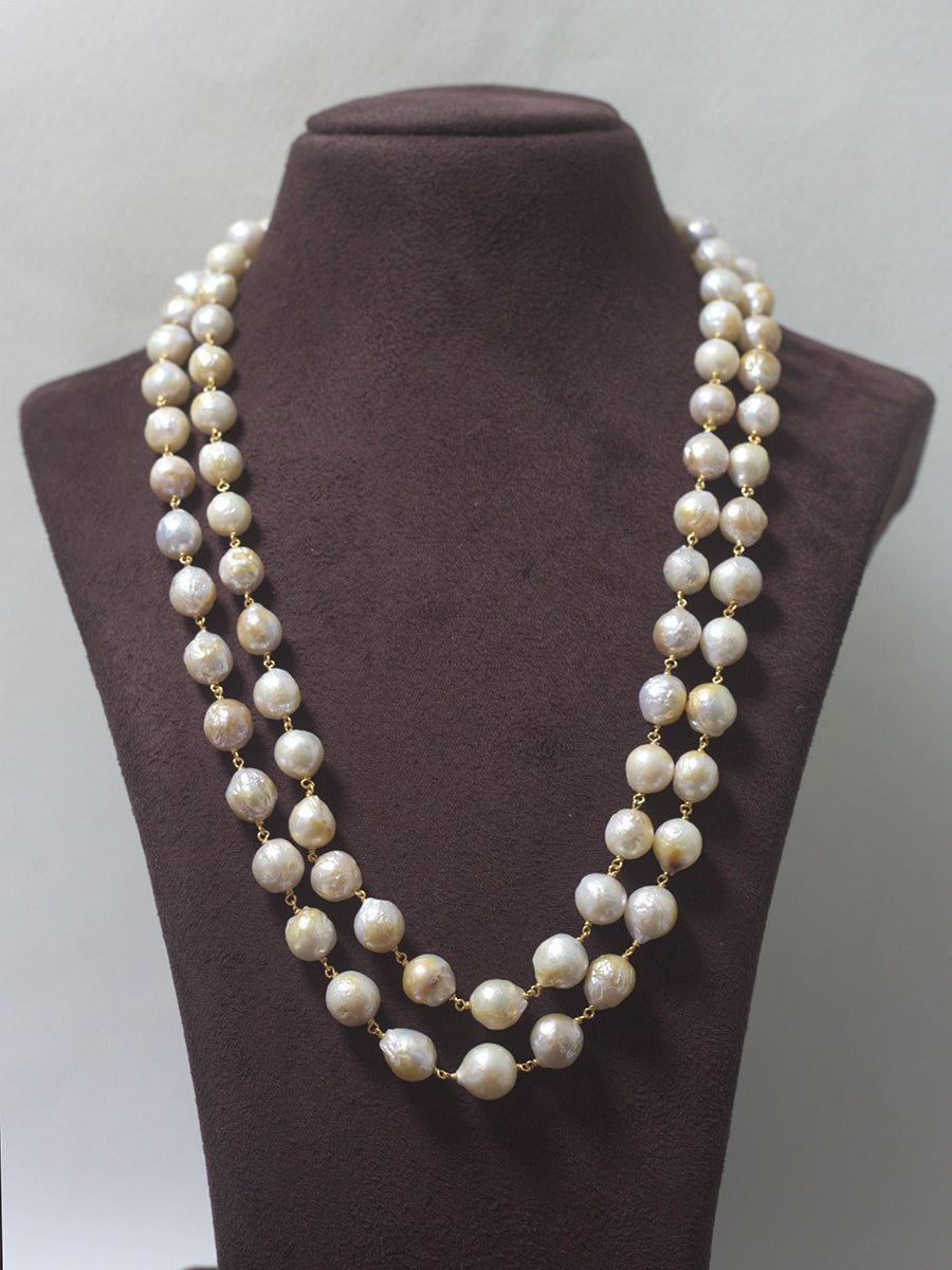 Pearl Baroques Neckpiece