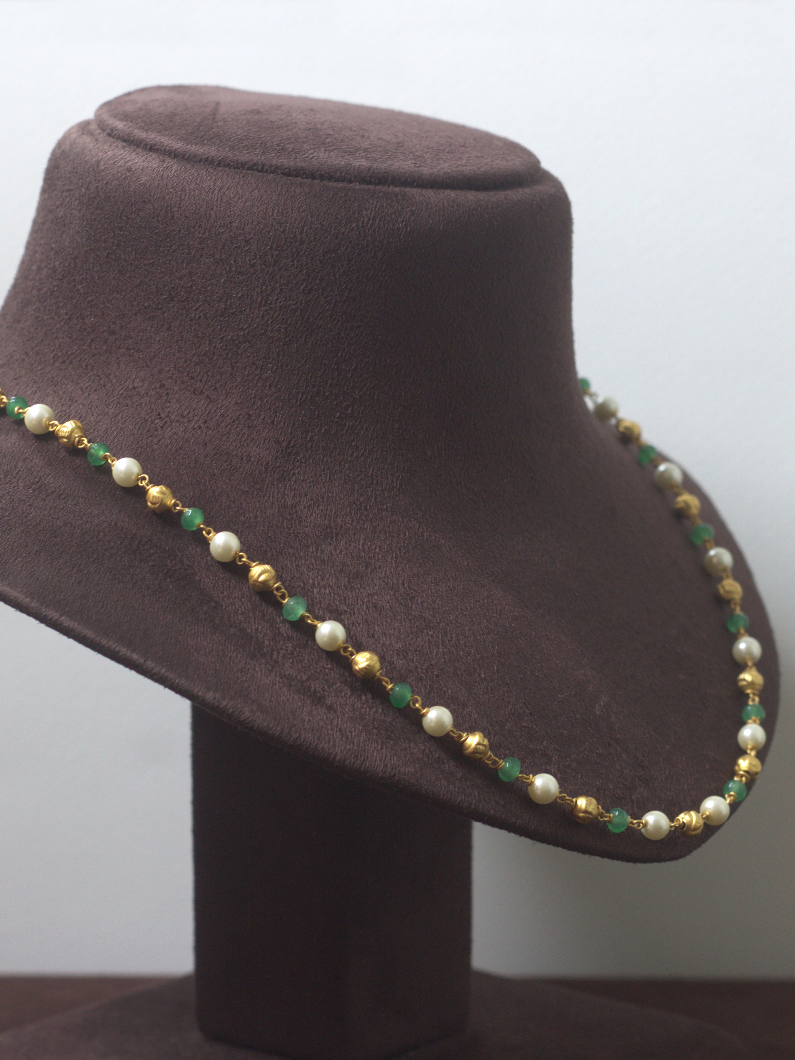 Pearl Gold Ball Neckpiece(green)
