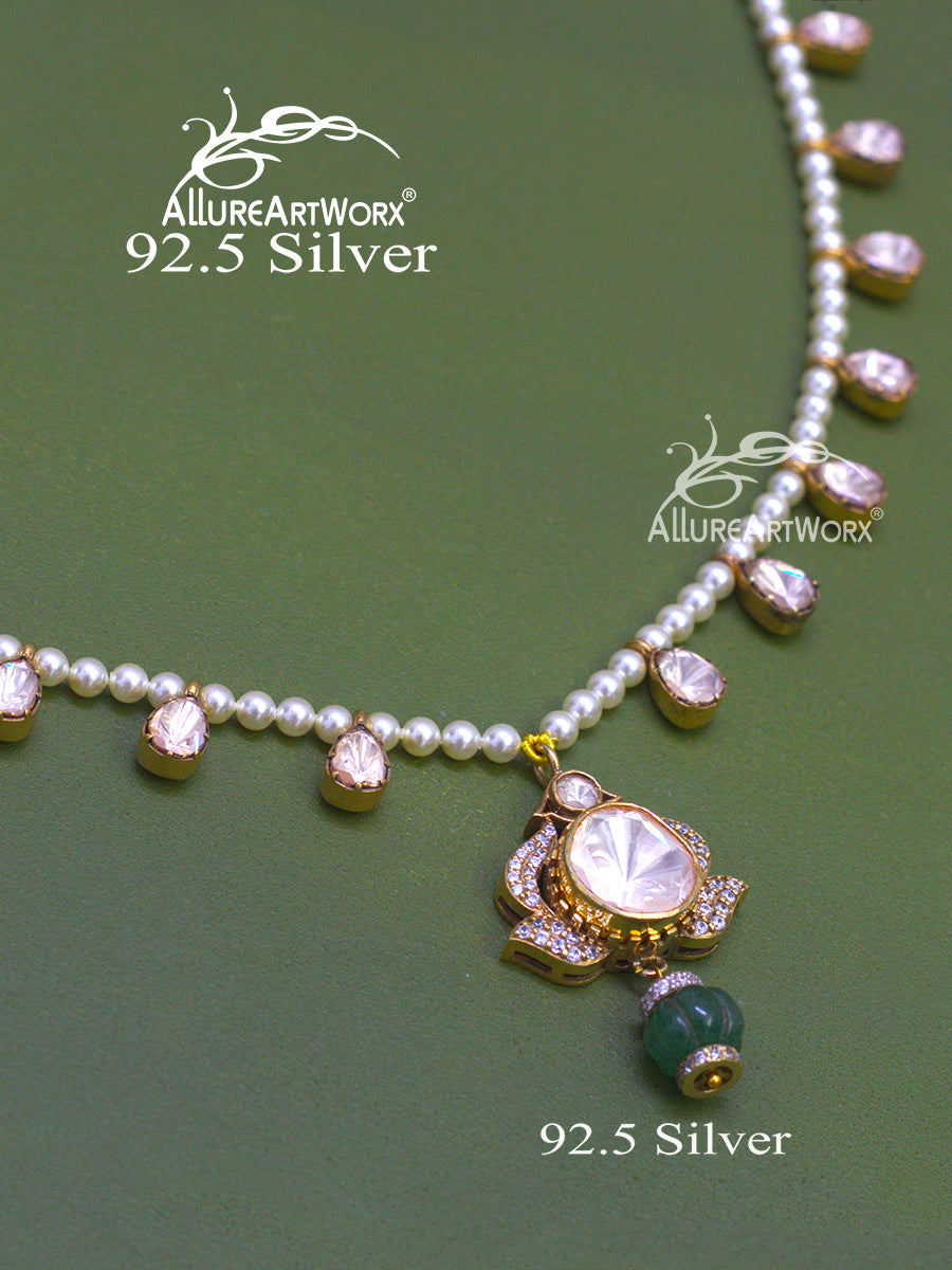 Fiona Silver Neckpiece