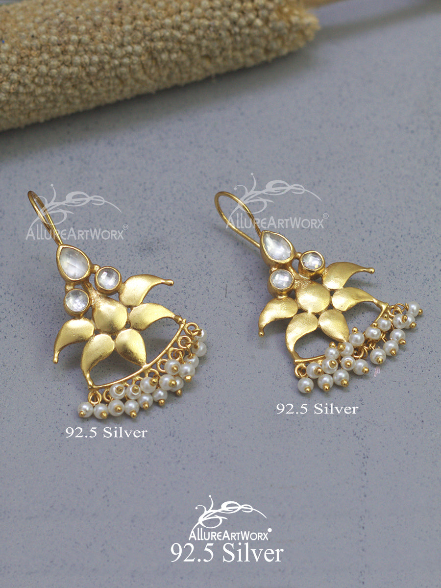 Perianth Silver Hooks