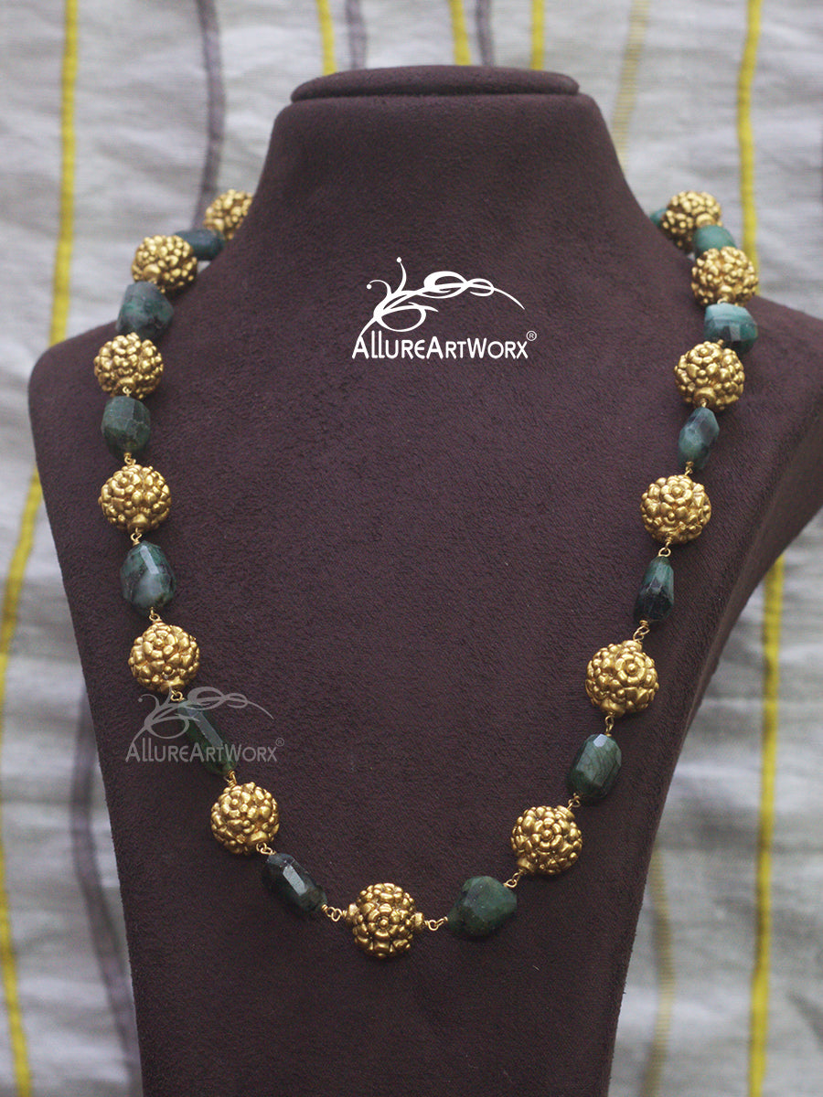 Emerald Neckpiece