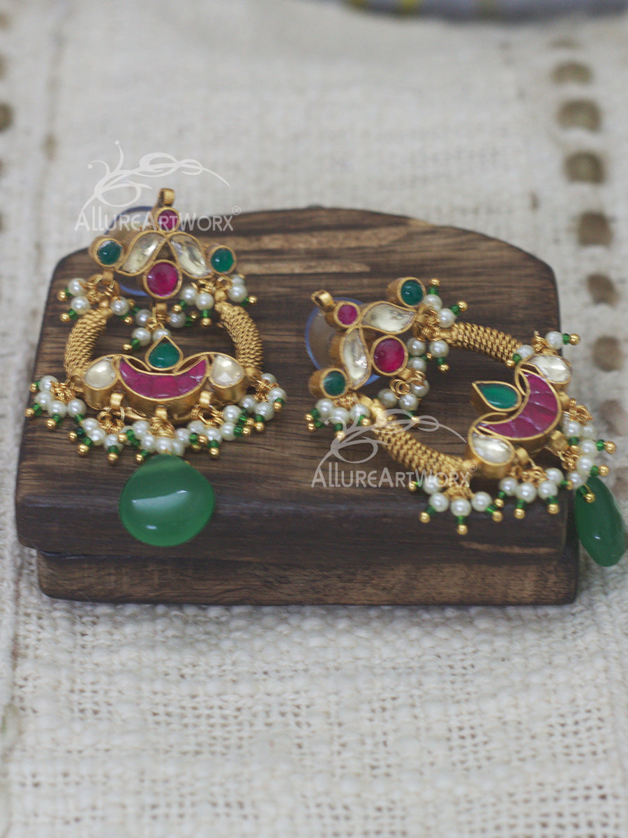 Colourful Chandballis