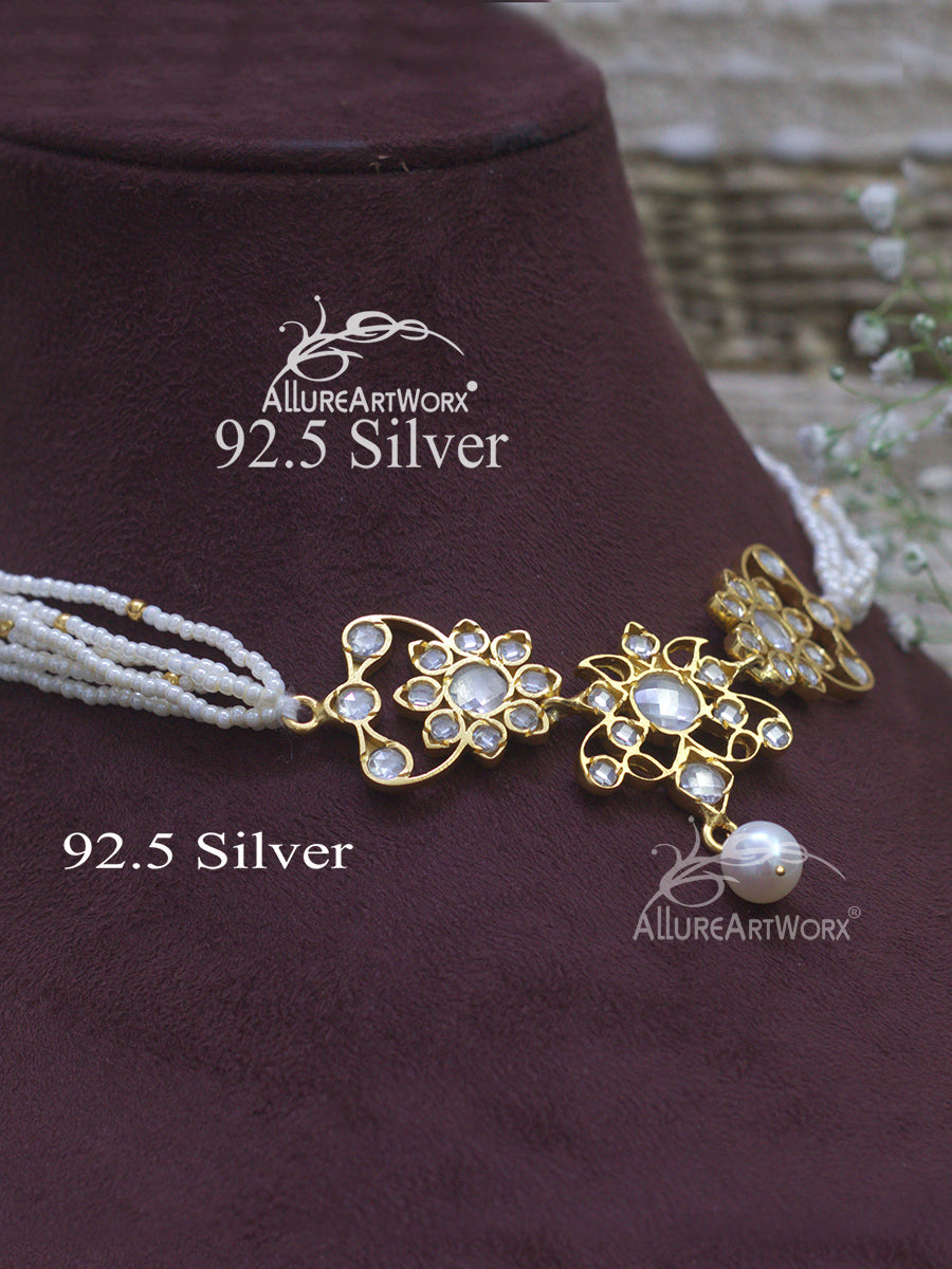 Nithila Silver Choker