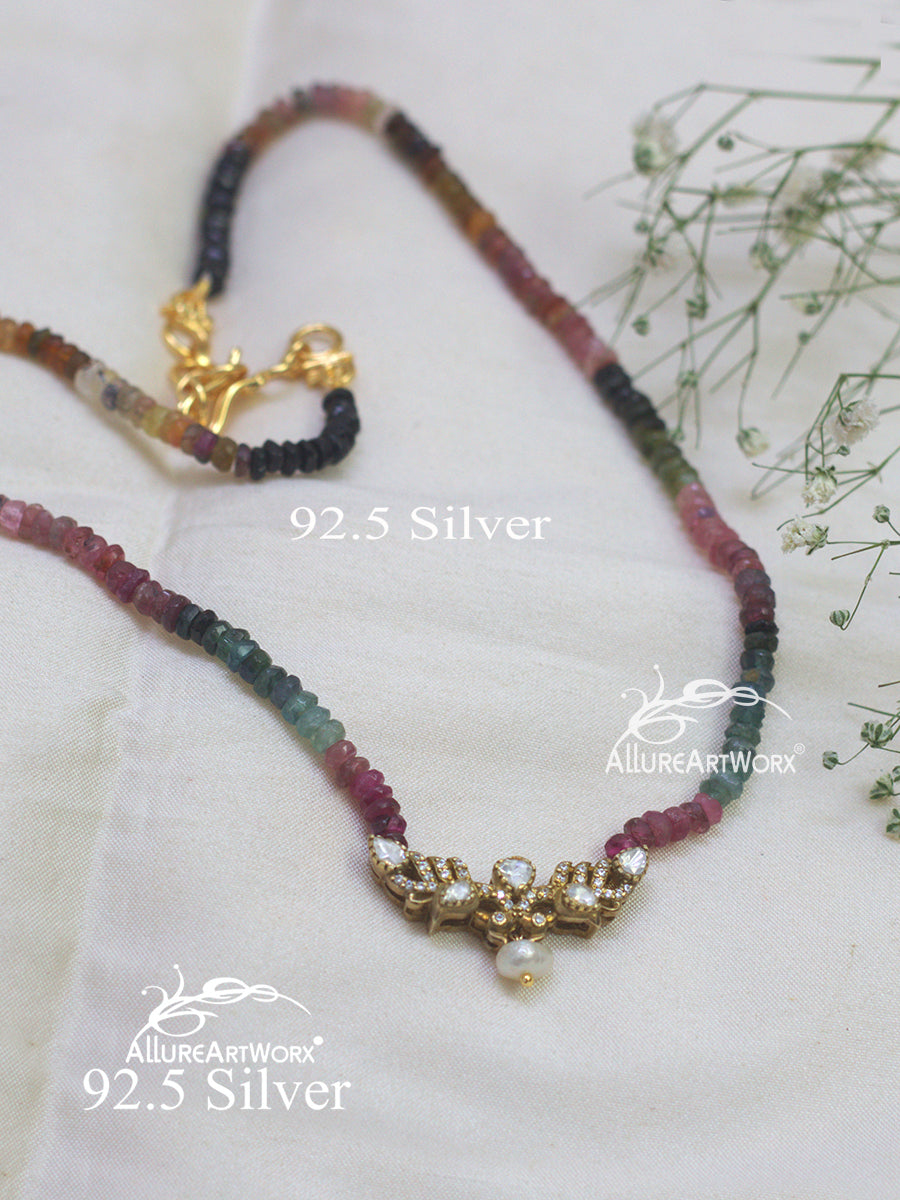 Arona Silver Neckpiece