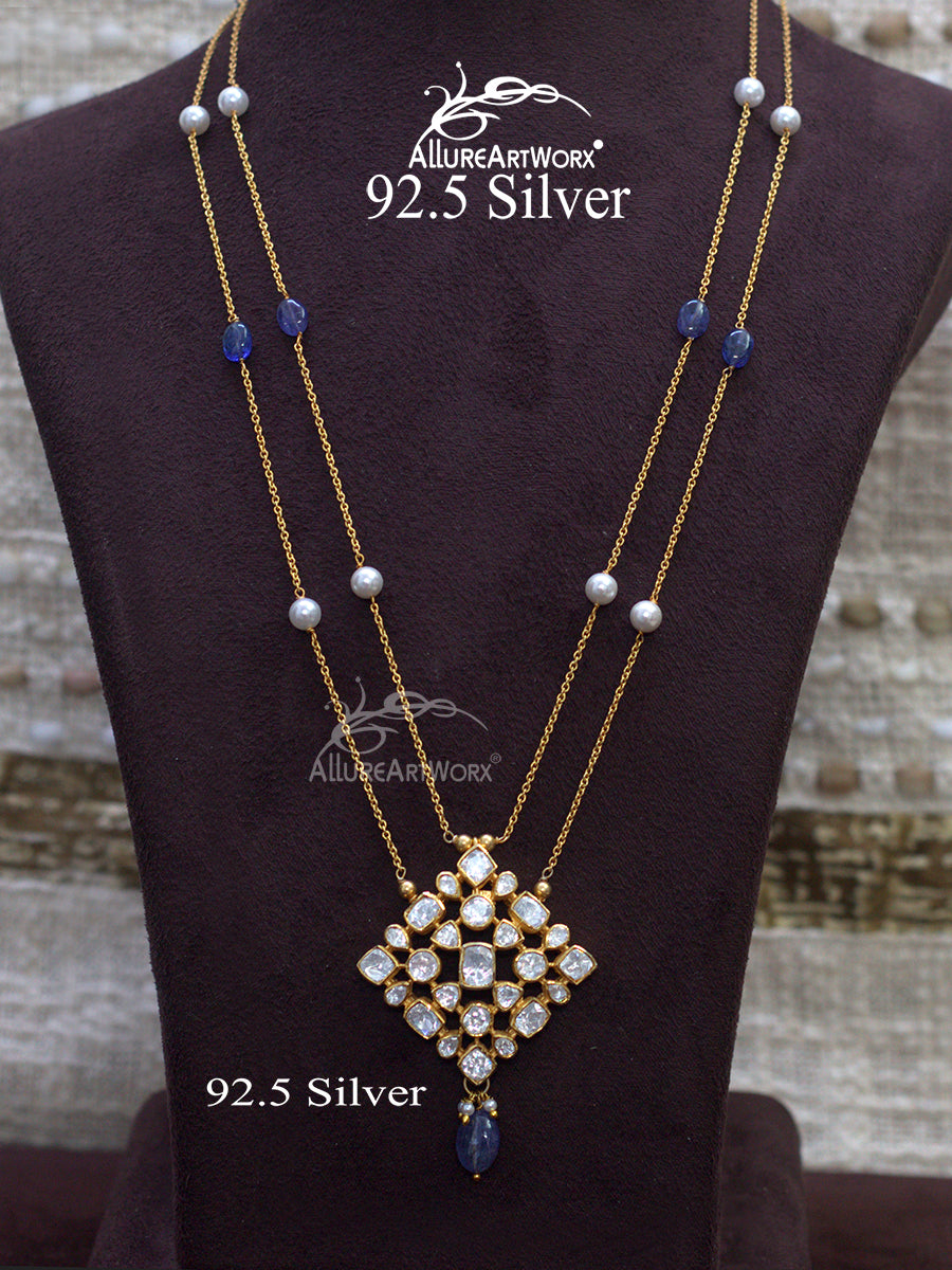 Aariana Silver Neckpiece
