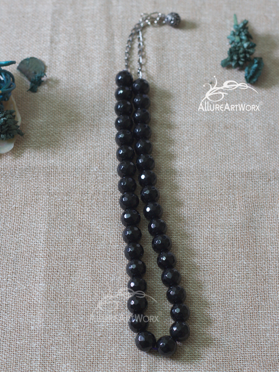 Onyx Neckpiece