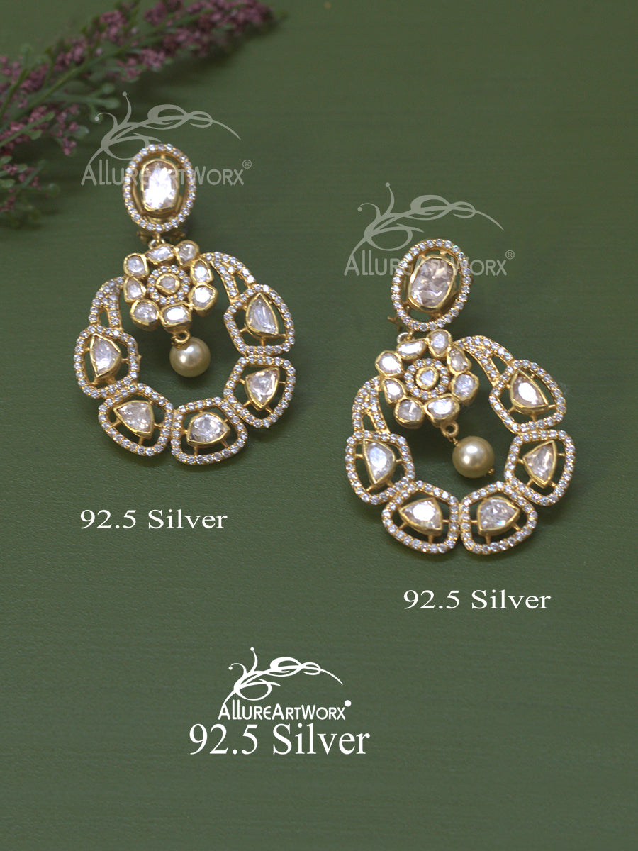 Anika Silver Chandballis