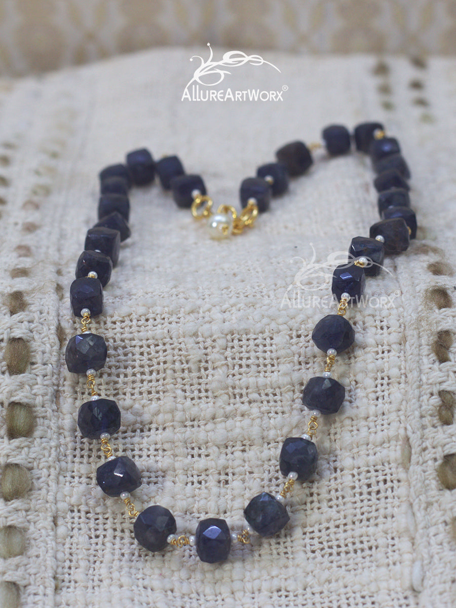 Iolite Neckpiece