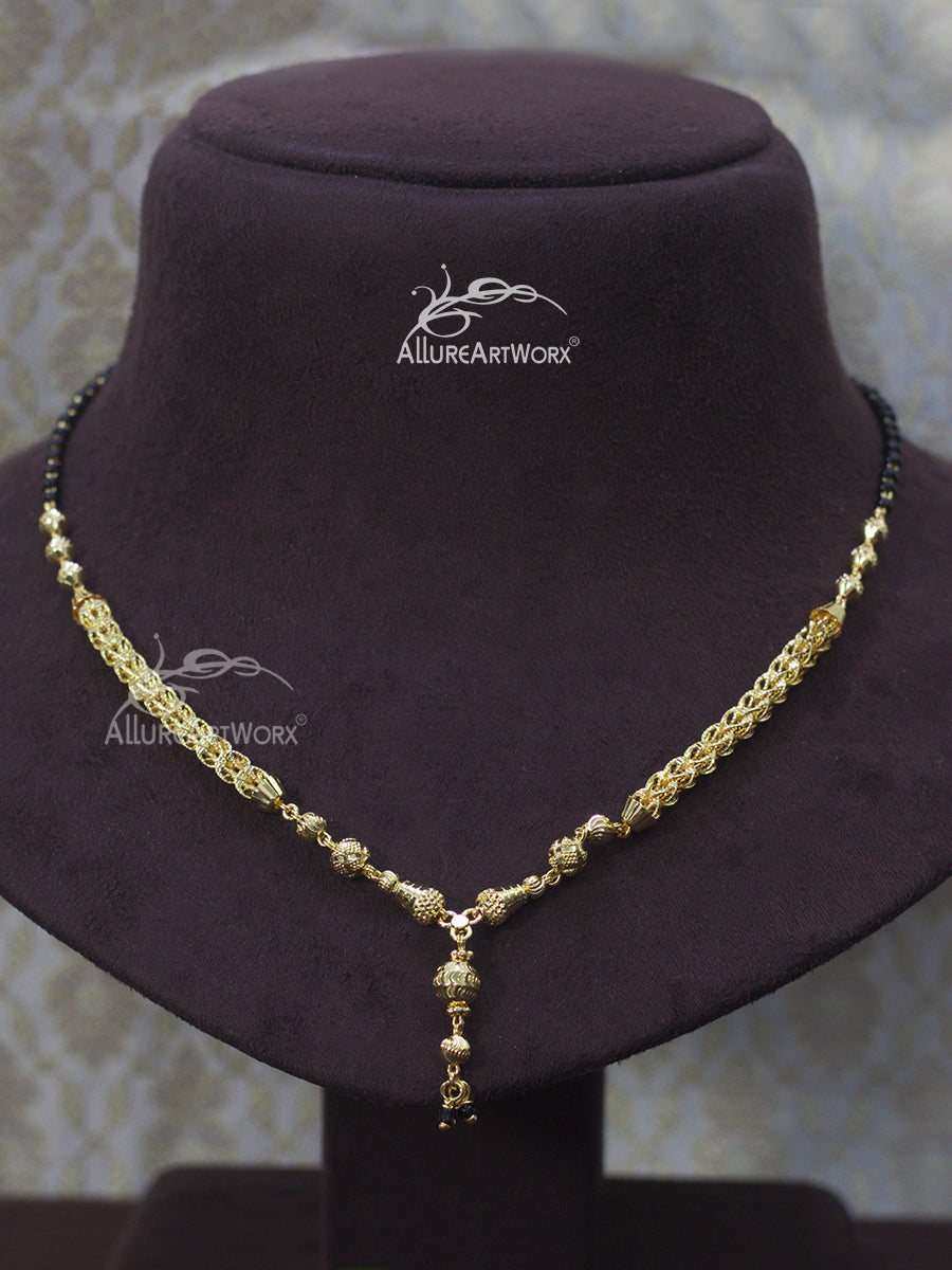 Traditional Mangalsutra(Gold Forming)