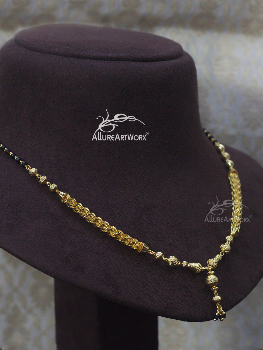 Traditional Mangalsutra(Gold Forming)