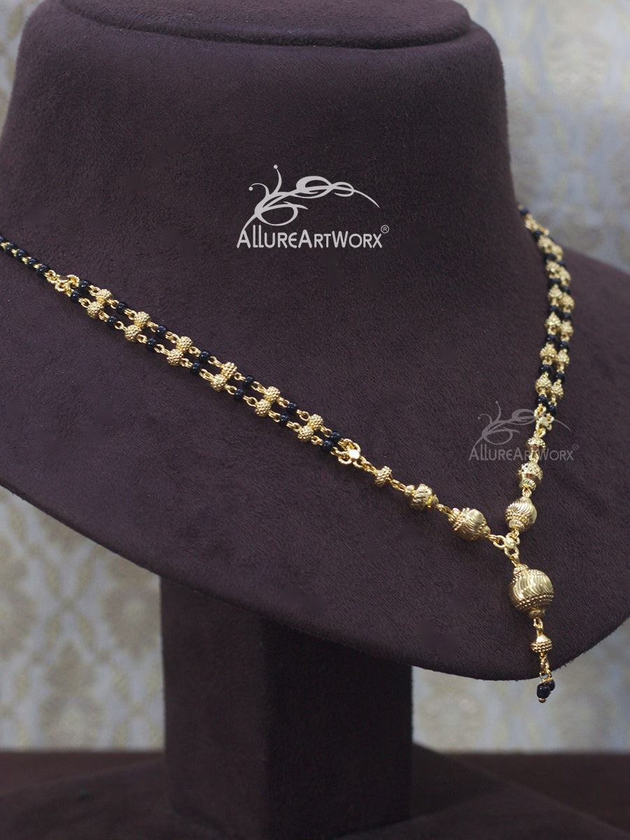Traditional Mangalsutra(Gold Forming)