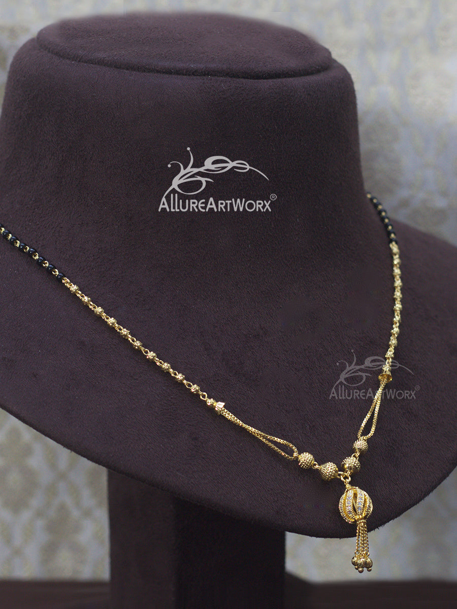 Trendy Mangalsutra(Gold Forming)