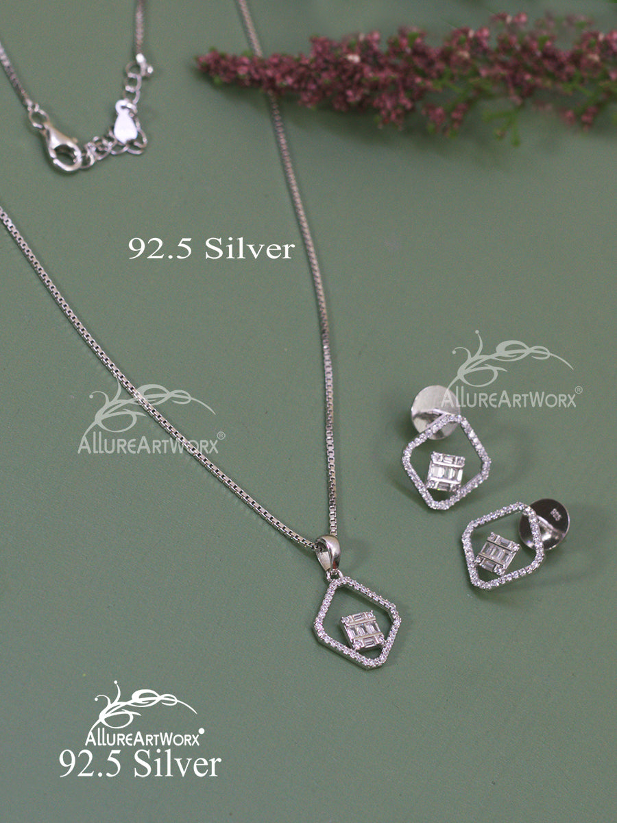 Esme Silver Pendant Set