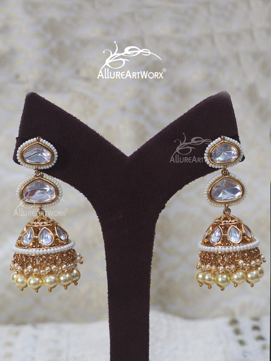 Kundan Jhumkas