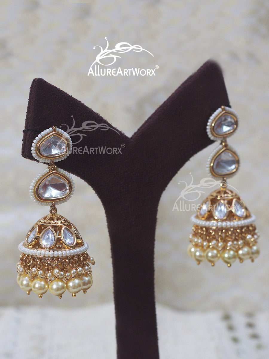 Kundan Jhumkas