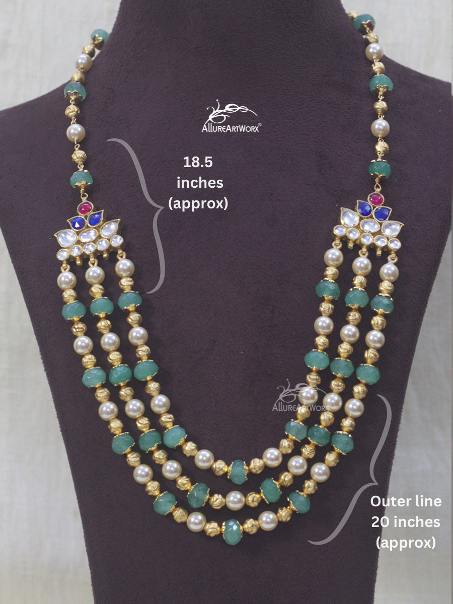 Traditional Neckpiece