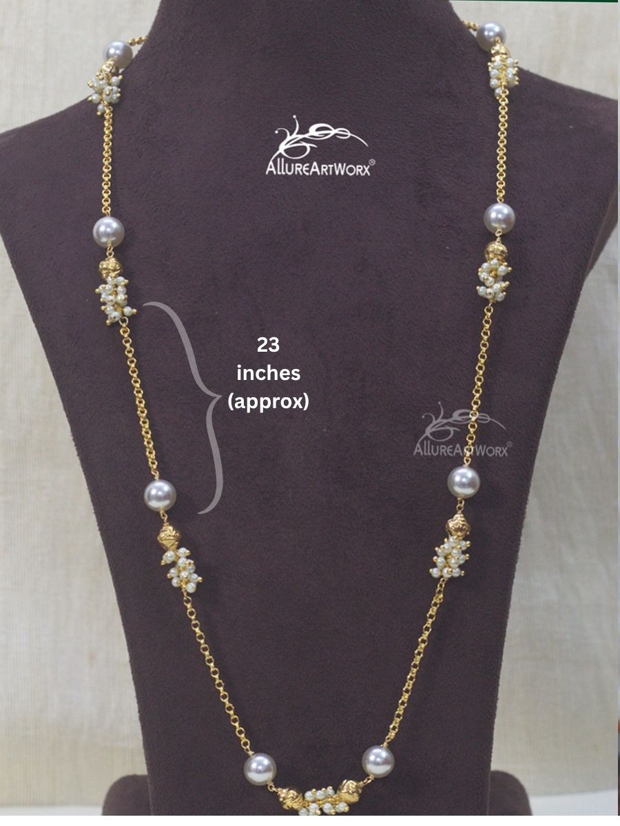 Pearl Neckpiece