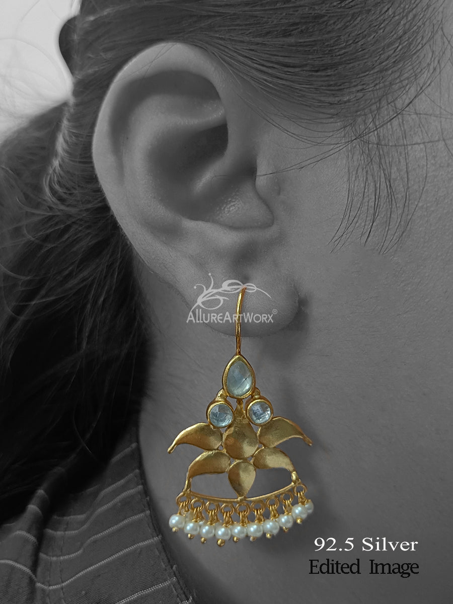 Perianth Silver Hooks