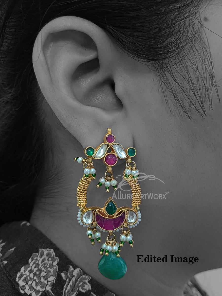 Colourful Chandballis