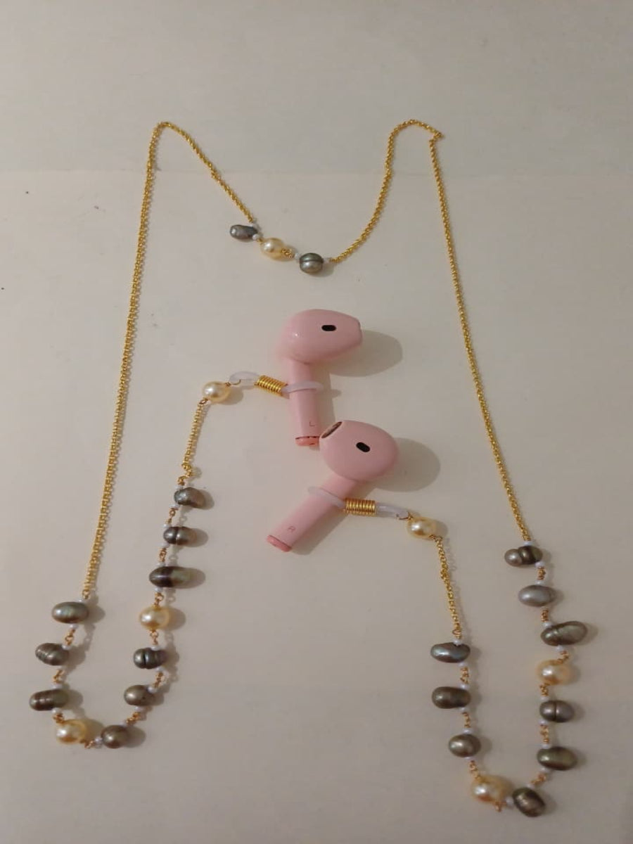 Pearl Earpods Chain