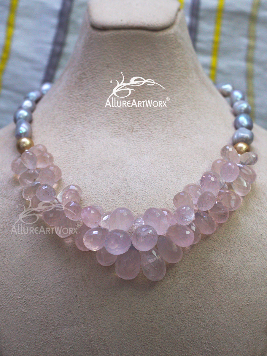 Rosequartz Neckpiece