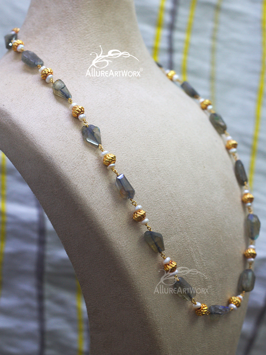 Labradorite Neckpiece